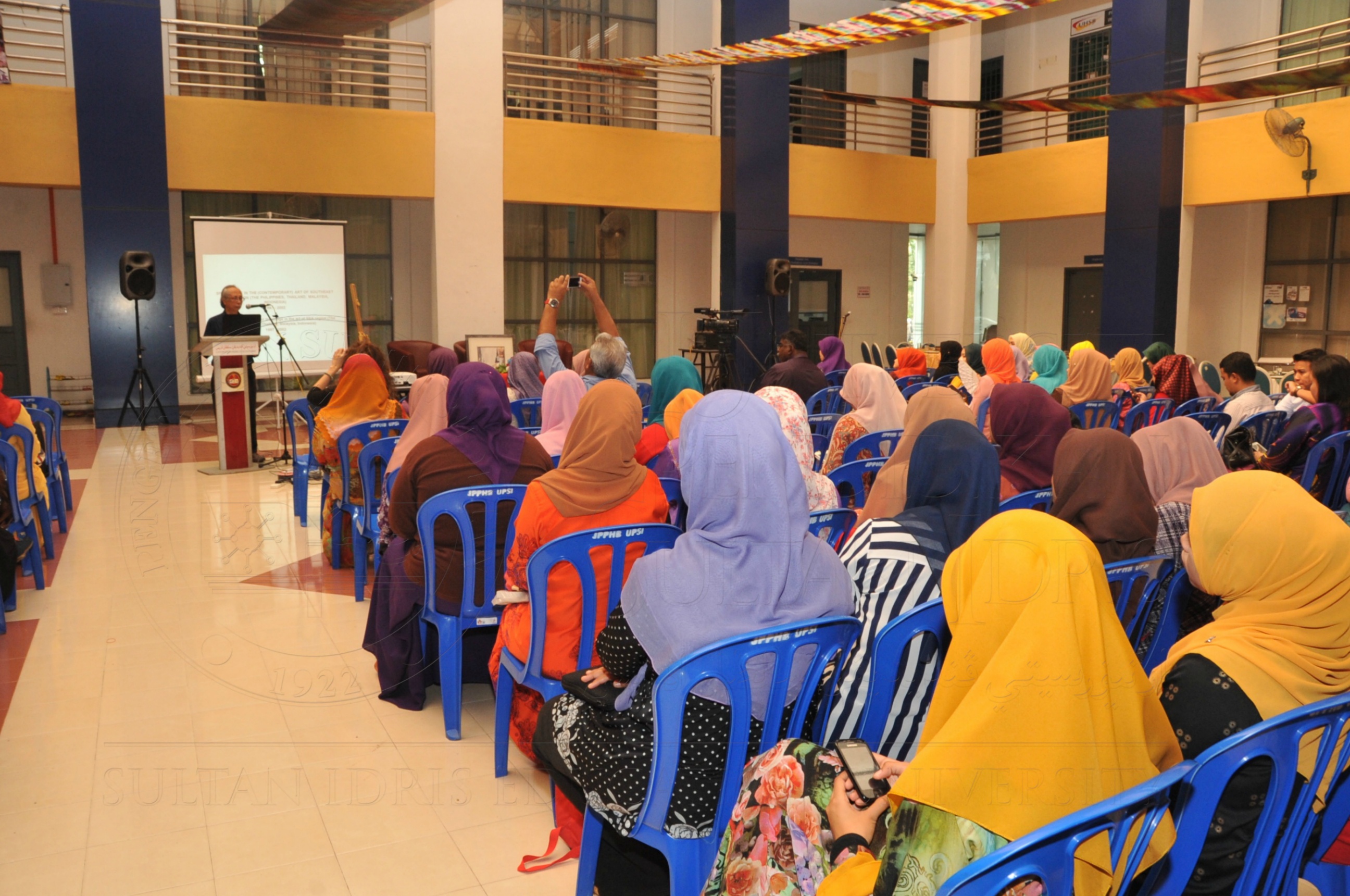 PRO15 173 ESE HAS 2178